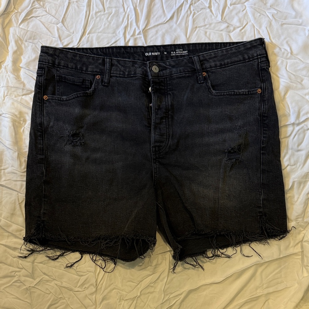 Old Navy Dark Denim Mom Jean Shorts